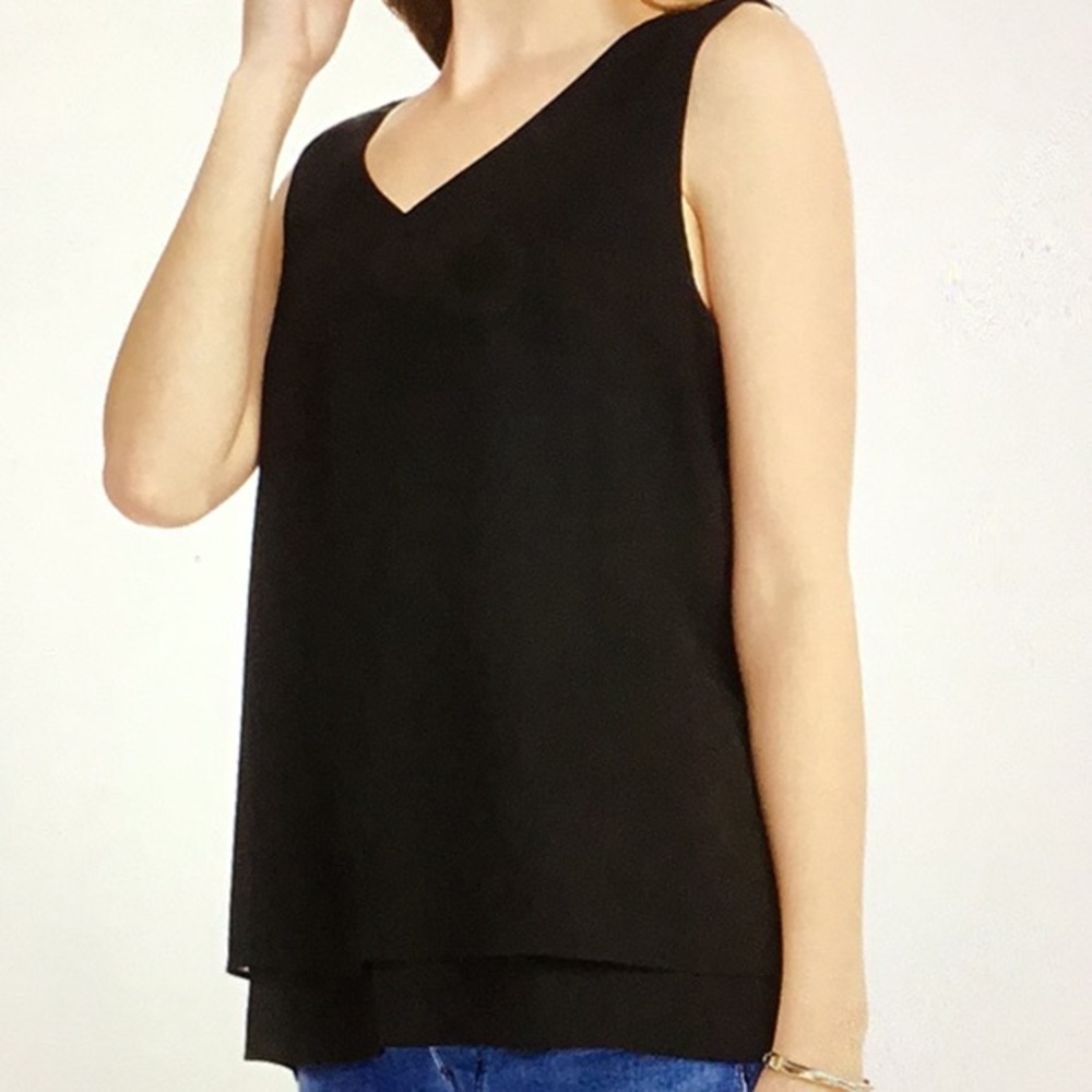 Ann Taylor two-layer V-Neck Top size M.